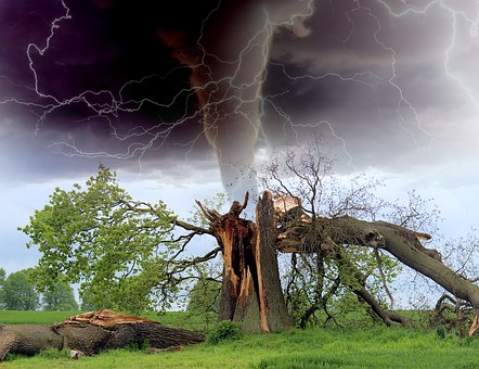 First Tornado|اولین گردباد