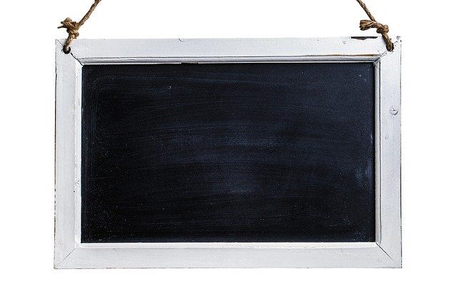 chalkboard-2379763_640