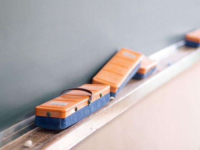 How cruel time is?/زمان چقدر بی‌رحم&nbsp;است؟